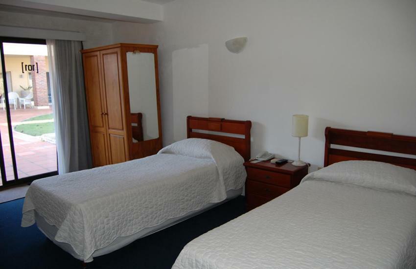 Mercedes Rambla Hotel ภายนอก รูปภาพ
