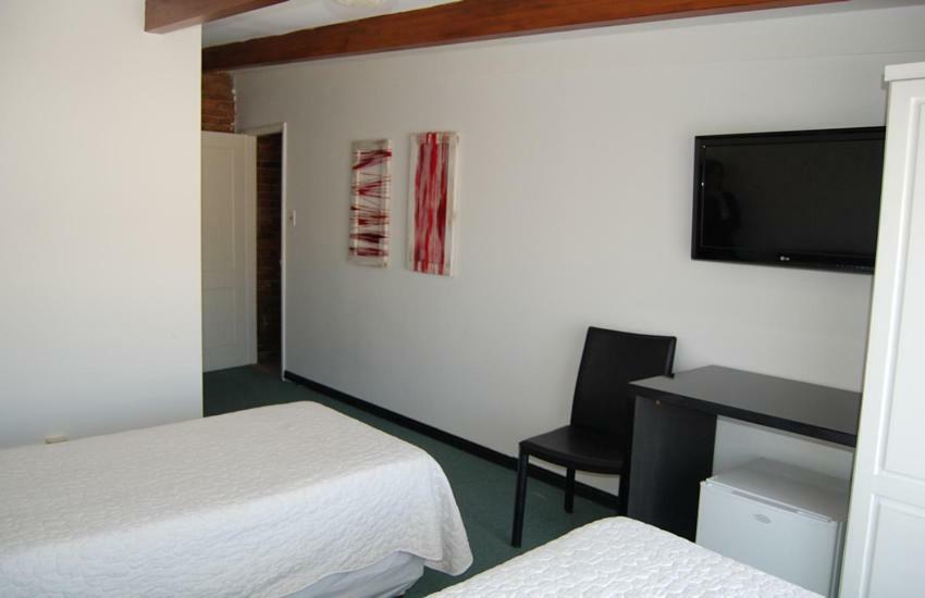Mercedes Rambla Hotel ภายนอก รูปภาพ