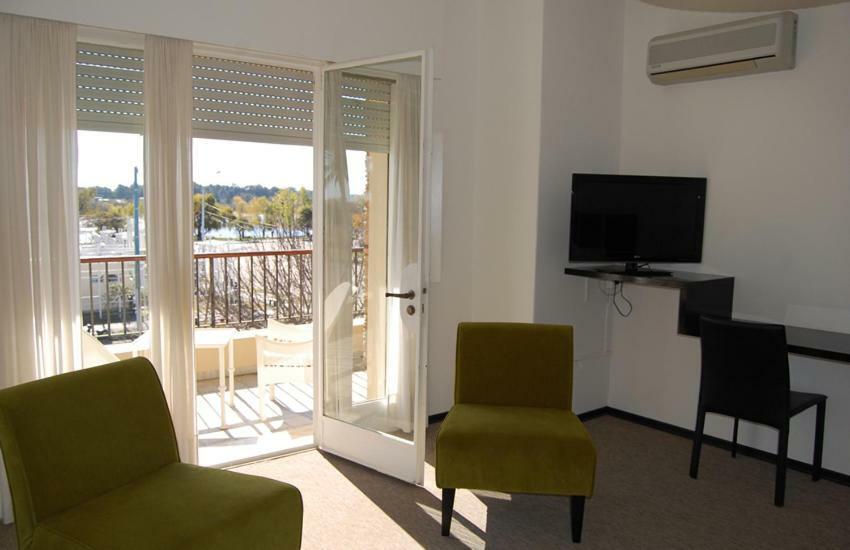 Mercedes Rambla Hotel ภายนอก รูปภาพ
